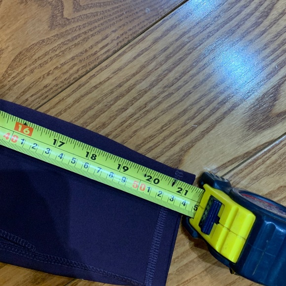 Old Navy Purple Leggings with pockets and reflective stripes xs - Picture 5 of 7